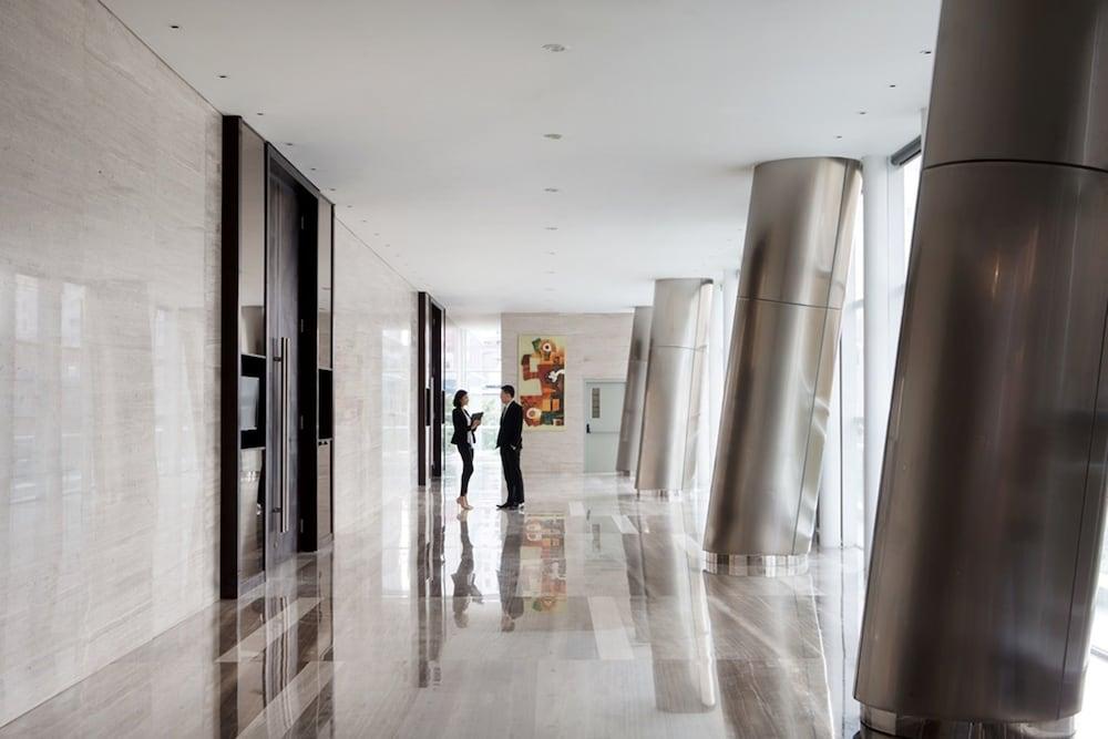 Hotel Santika Premiere Hayam Wuruk Джакарта Екстериор снимка