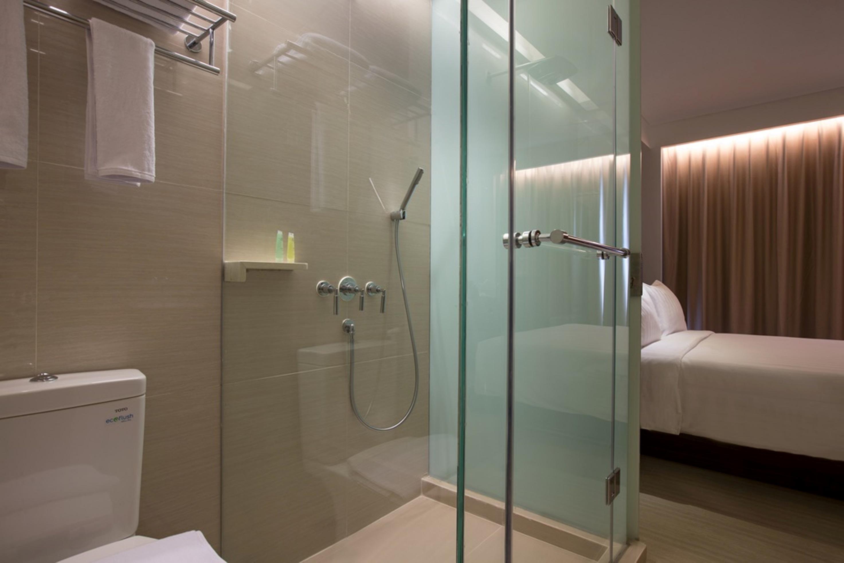 Hotel Santika Premiere Hayam Wuruk Джакарта Екстериор снимка
