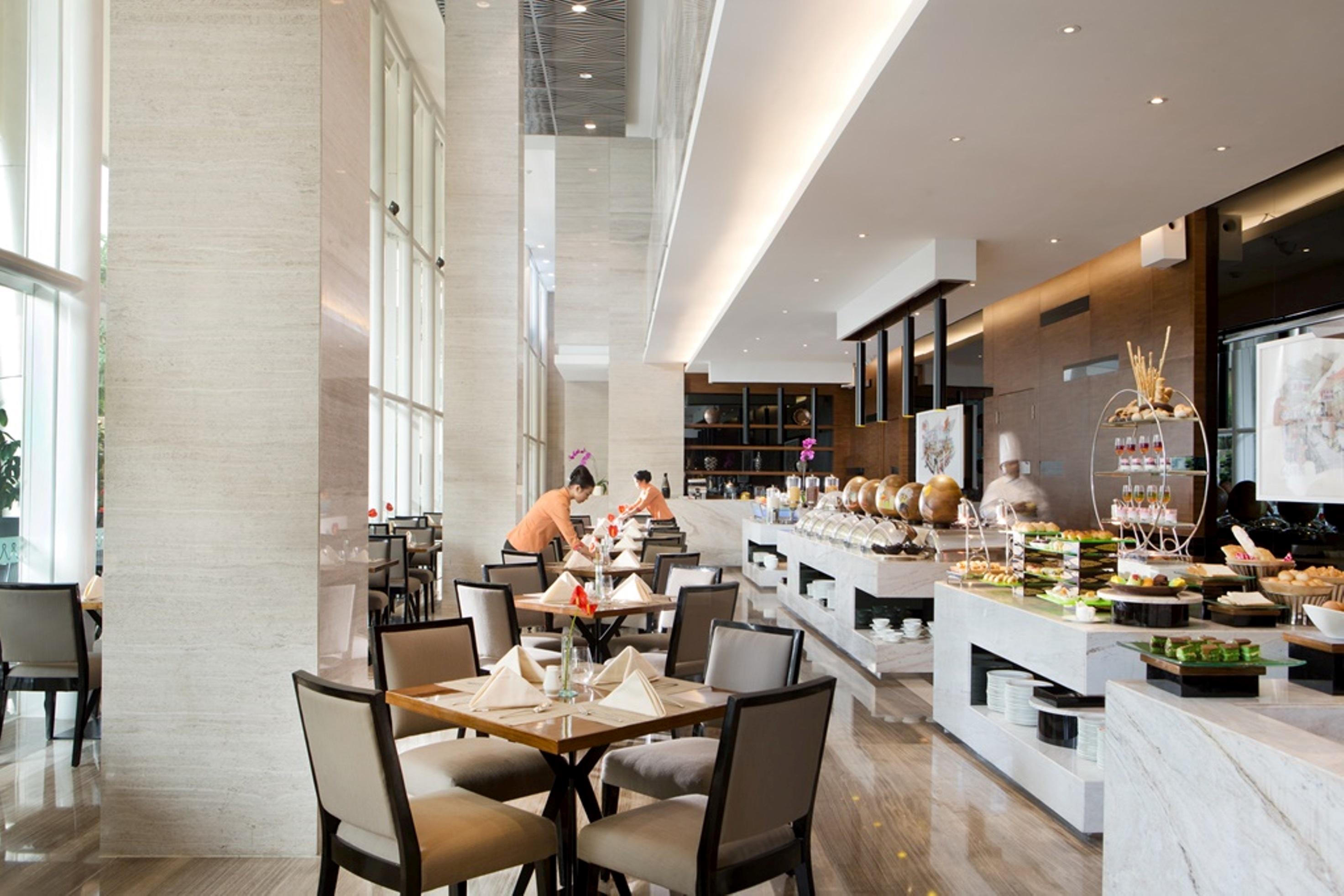 Hotel Santika Premiere Hayam Wuruk Джакарта Екстериор снимка