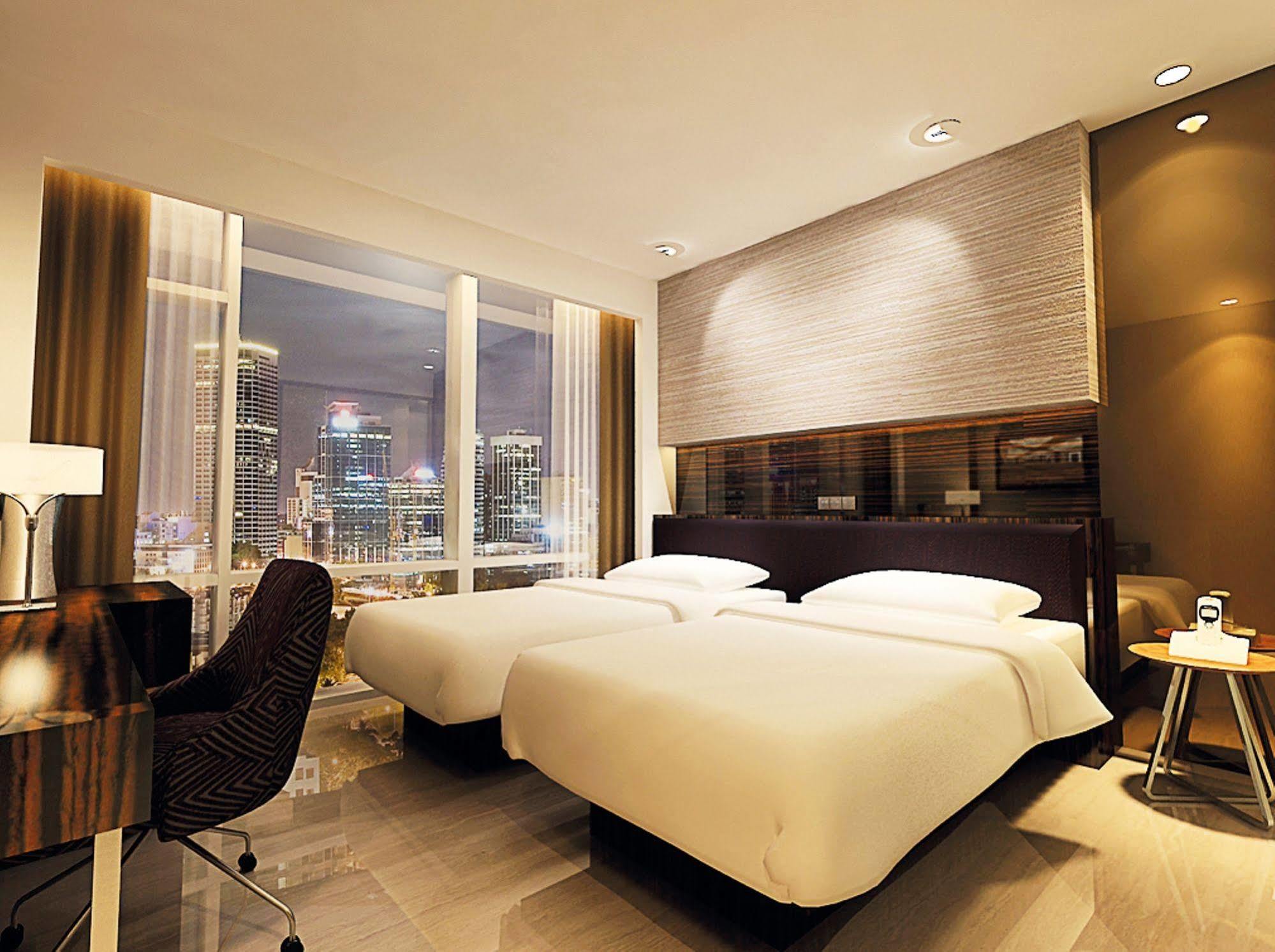 Hotel Santika Premiere Hayam Wuruk Джакарта Екстериор снимка